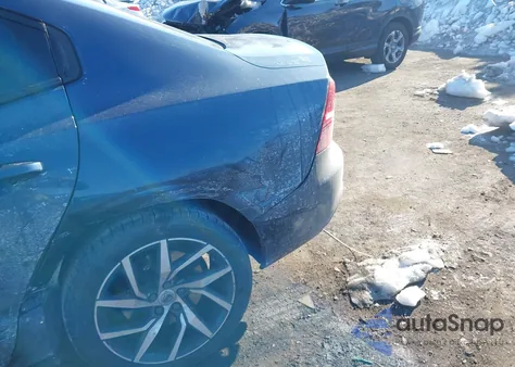 2019 Volvo S60 T6 Momentum z USA, uszkodzony, nr VIN 7JRA22TK3KG003722